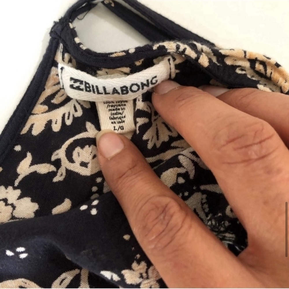Billabong Navy and Cream Maxi Dress - Picture 11 of 16